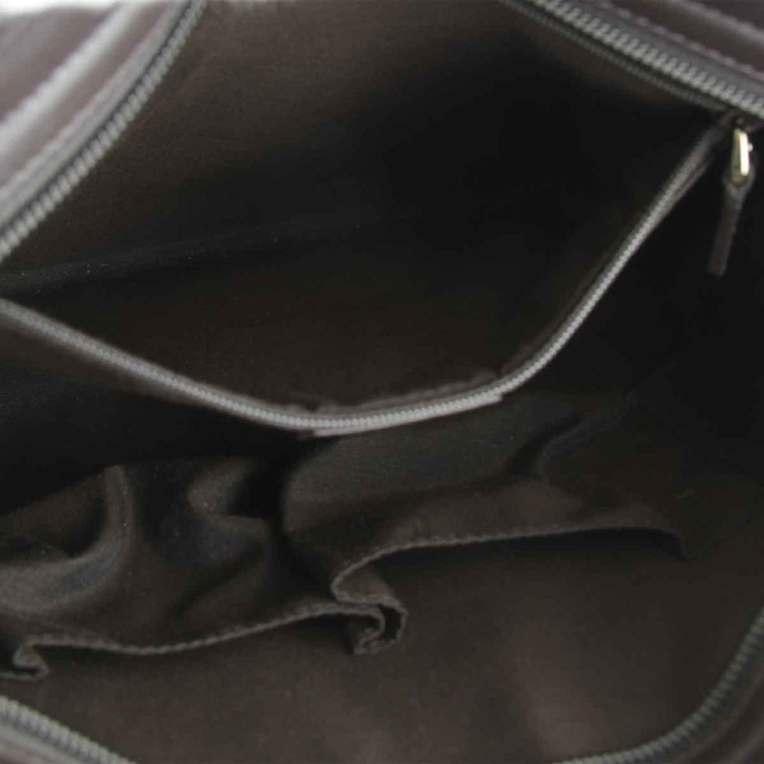 美品『USED』 
GUCCI グッチ 
 388924 213317 ショルダーバッグ 
GGスプリームキャンバス ブラウン