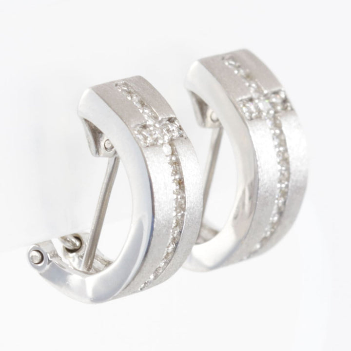 美品『USED』 K18WG/ダイヤモンド 
イヤリング
 ダイヤモンド 0.13 6.8g