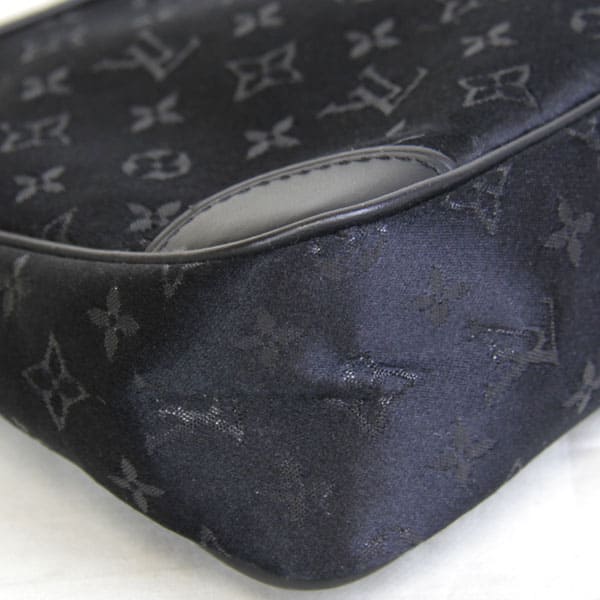 美品『USED』 
LOUIS VUITTON ルイ・ヴィトン 
 リトルブローニュ M92142 ハンドバッグ 
モノグラムサテン ブラック