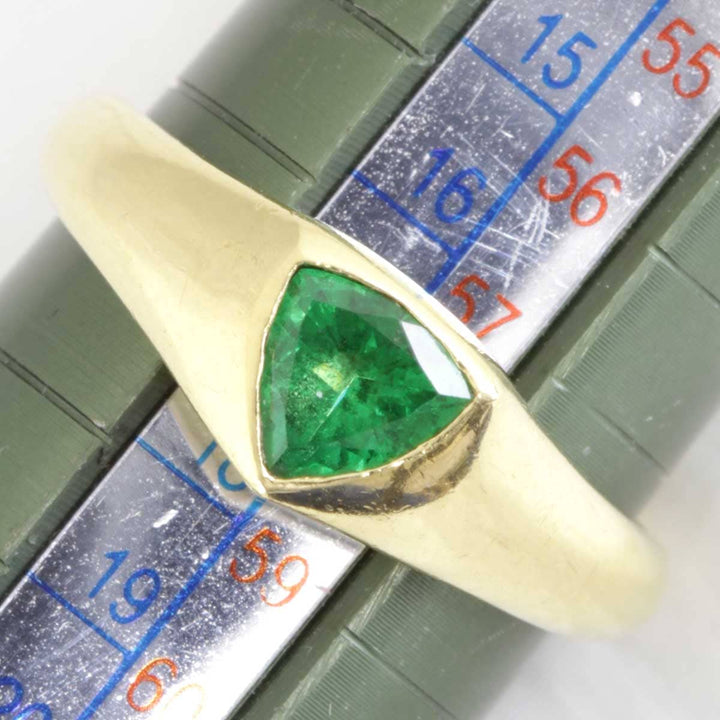 美品『USED』 K18 
リング・指輪
 グリーンガーネット 0.75 7.8g