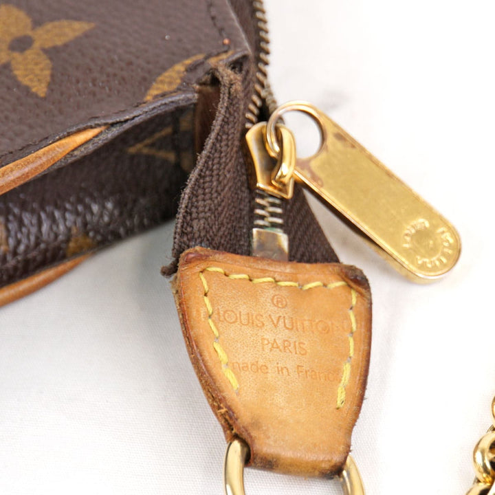 『USED』 
LOUIS VUITTON ルイ・ヴィトン 
 ソフィ M40158 クラッチバッグ 
モノグラムキャンバス モノグラム