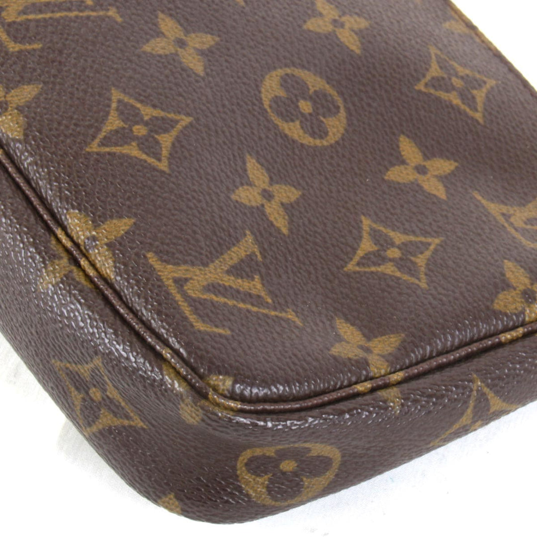 美品『USED』 
LOUIS VUITTON ルイ・ヴィトン 
 アクセソワール M51980 アクセサリーポーチ 
モノグラムキャンバス モノグラム