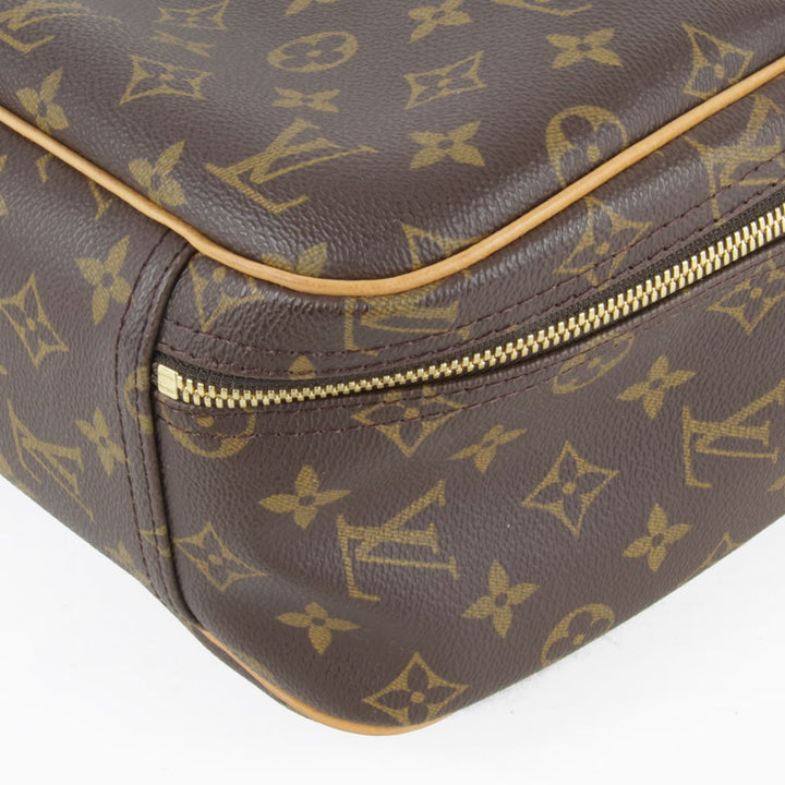 美品『USED』 
LOUIS VUITTON ルイ・ヴィトン 
 エクスキュルシオン M41450 ハンドバッグ 
モノグラムキャンバス モノグラム