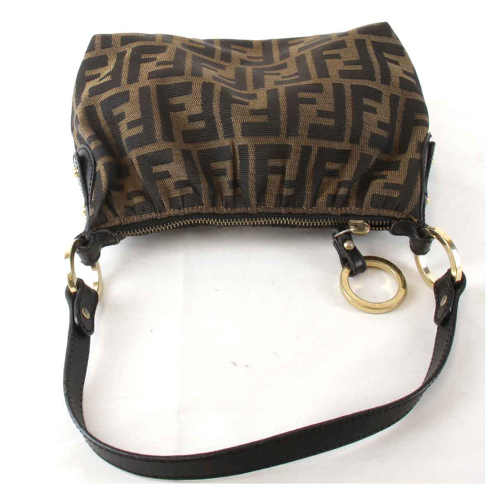 『USED』 
FENDI フェンディ 
 ズッカ 8BR354 ショルダーバッグ 
キャンバス ブラウン