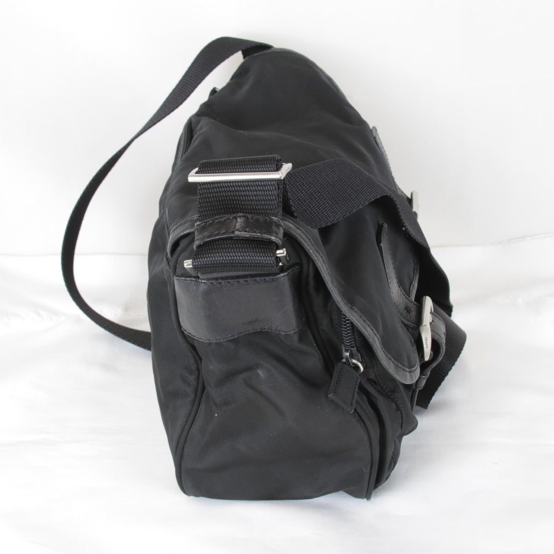 『USED』 
PRADA プラダ 
 BT0172 ショルダーバッグ 
ナイロン/レザー ブラック