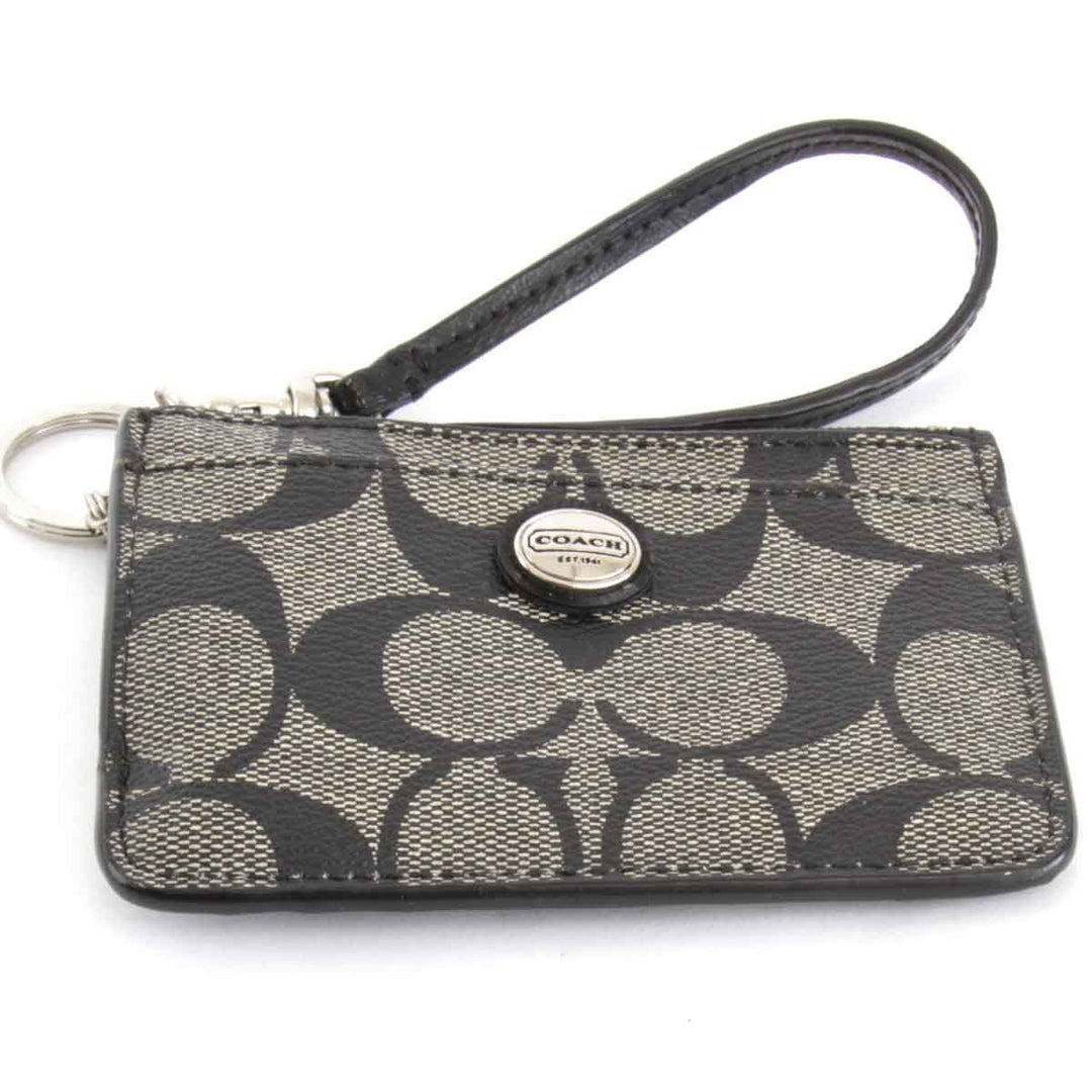 『USED』 
COACH コーチ 
 シグネチャー パスケース 
レザー ブラック