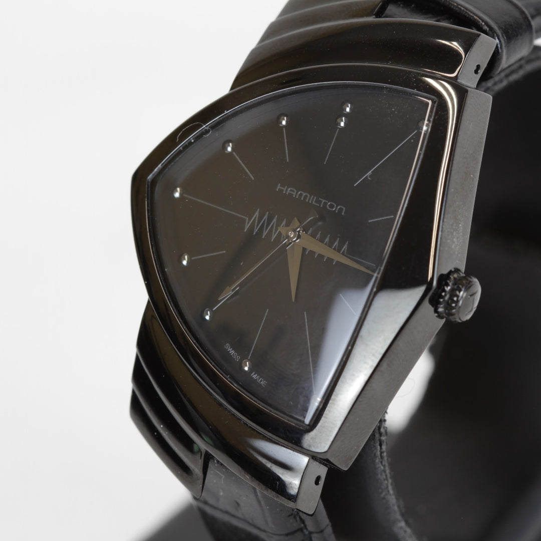 超美品『USED』 
HAMILTON H244010 
腕時計
 クォーツ メンズ