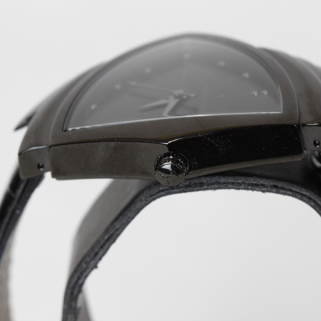 超美品『USED』 
HAMILTON H244010 
腕時計
 クォーツ メンズ