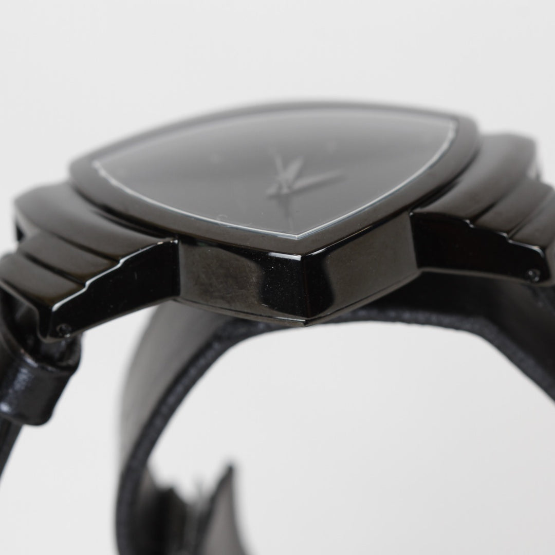 超美品『USED』 
HAMILTON H244010 
腕時計
 クォーツ メンズ