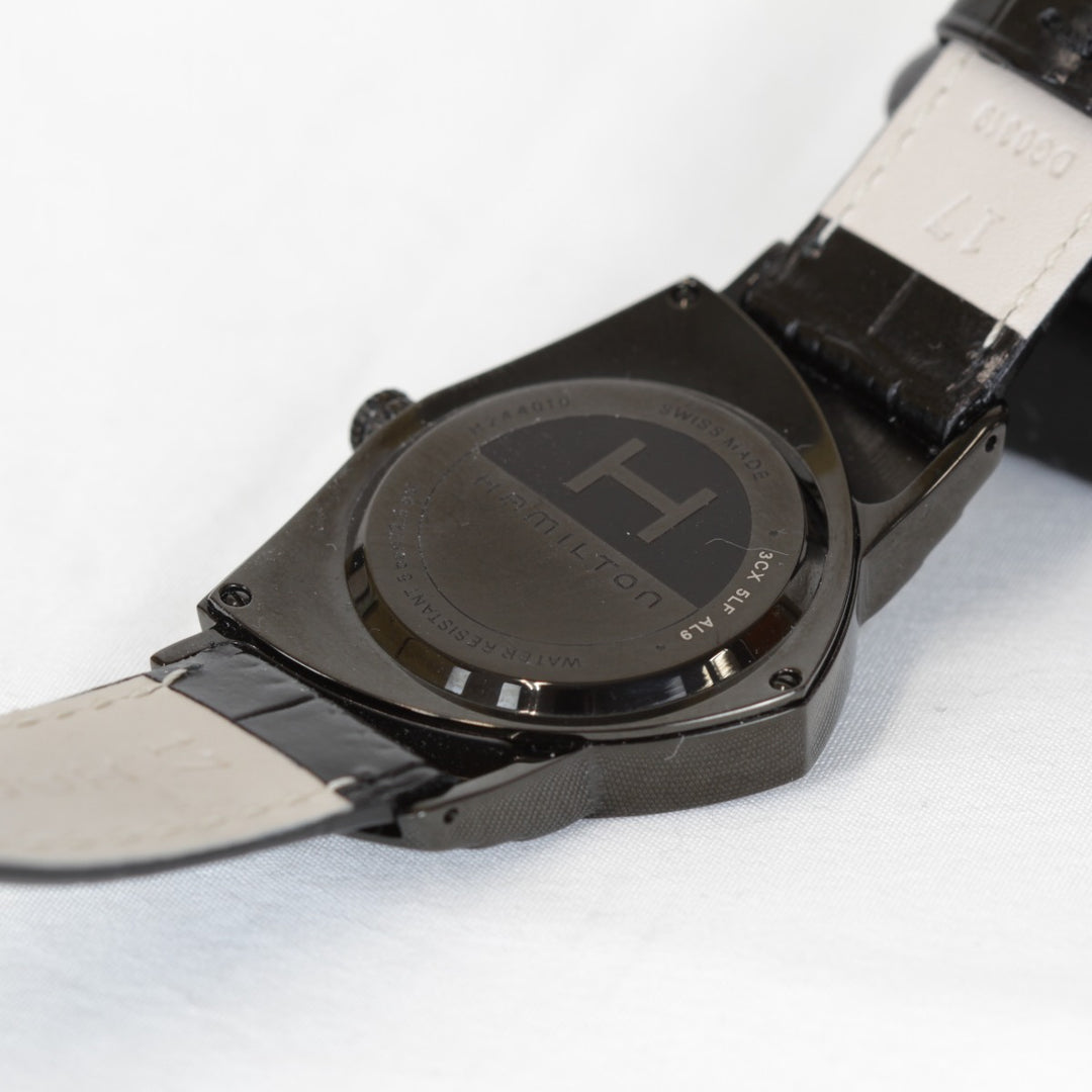 超美品『USED』 
HAMILTON H244010 
腕時計
 クォーツ メンズ