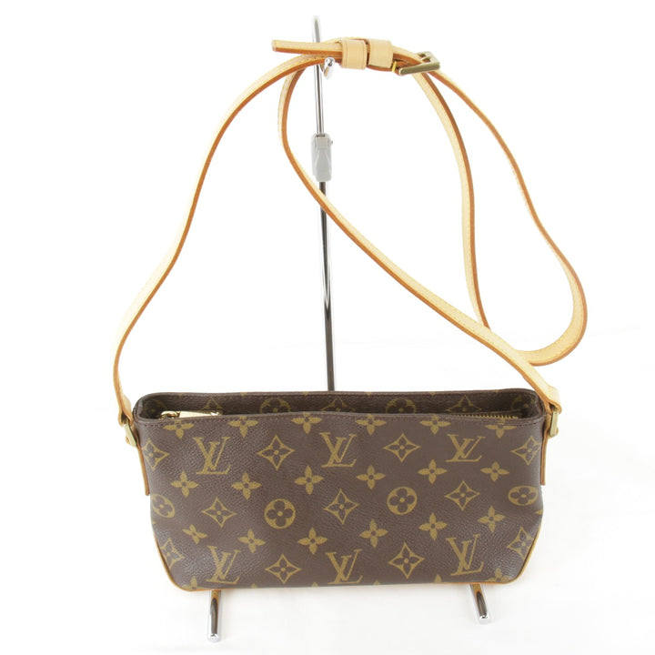 良品『USED』 
LOUIS VUITTON ルイ・ヴィトン 
 トローター M51240/AR1003 ショルダーバッグ 
モノグラムキャンバス ブラウン