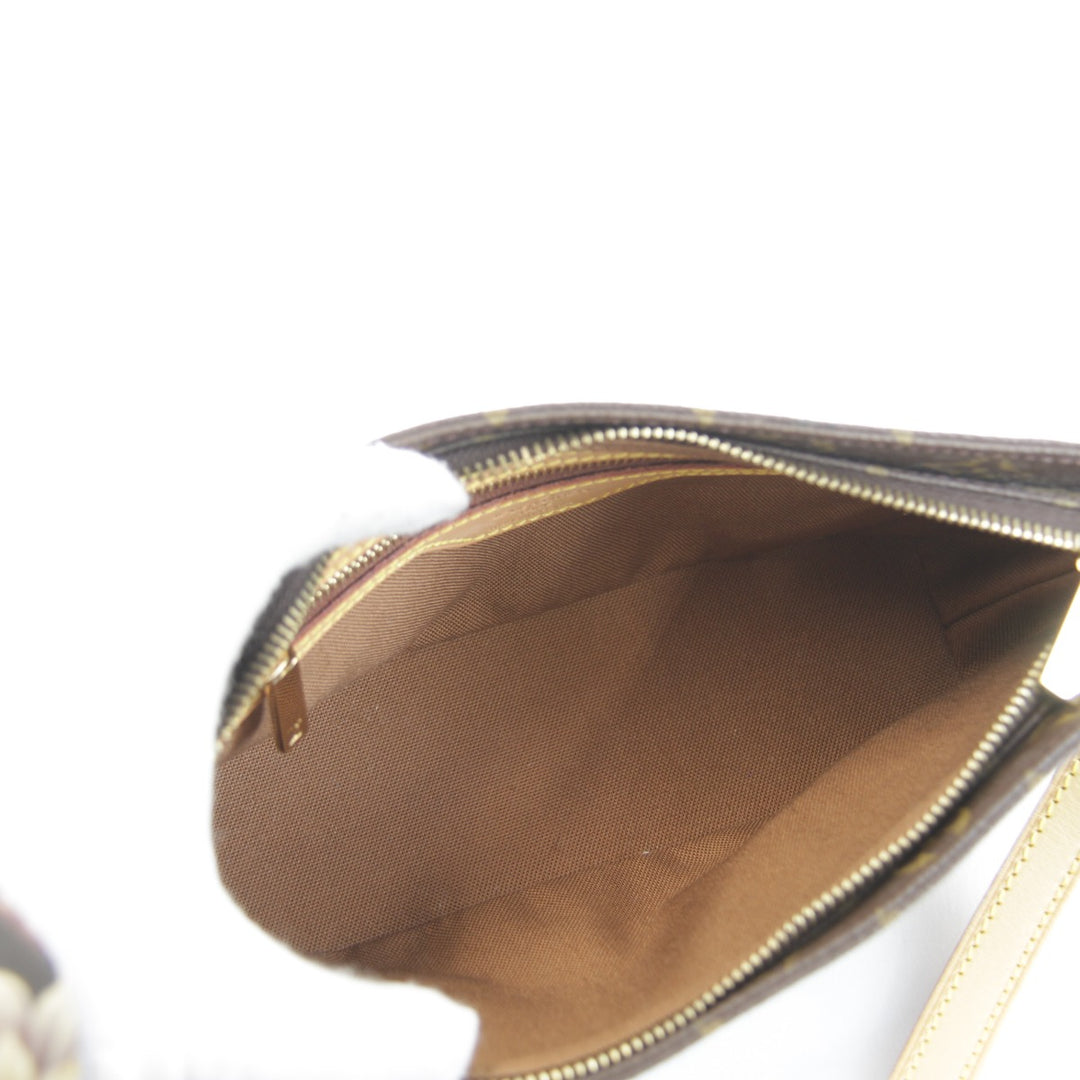 良品『USED』 
LOUIS VUITTON ルイ・ヴィトン 
 トローター M51240/AR1003 ショルダーバッグ 
モノグラムキャンバス ブラウン