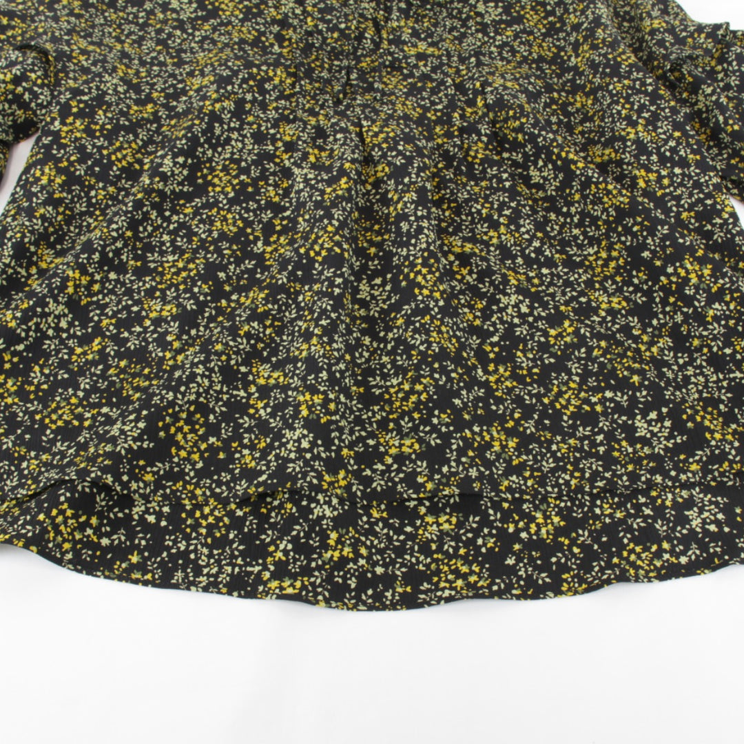 美品『USED』 
Sutseso スチェッソ 
 花柄 ブラウス 
 ブラック
