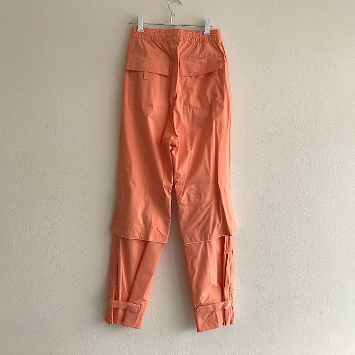 『美品』 
TRUSSARDI トラサルディ 
 ゴルフ ナイロンウェア スポーツウェア ジャケット パンツ サイズ38 セットアップ 
ナイロン コーラル