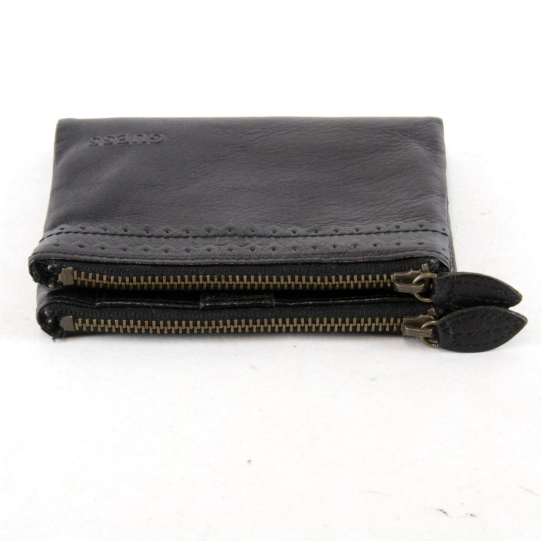 『USED』 
Guess ゲス 
 二つ折り財布 
レザー ブラック