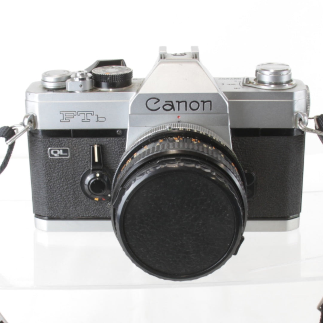 ジャンク『動作未確認』 
canon キャノン 
 FTb 50mmレンズ・ケース有 フィルムカメラ 
 ブラック×シルバー