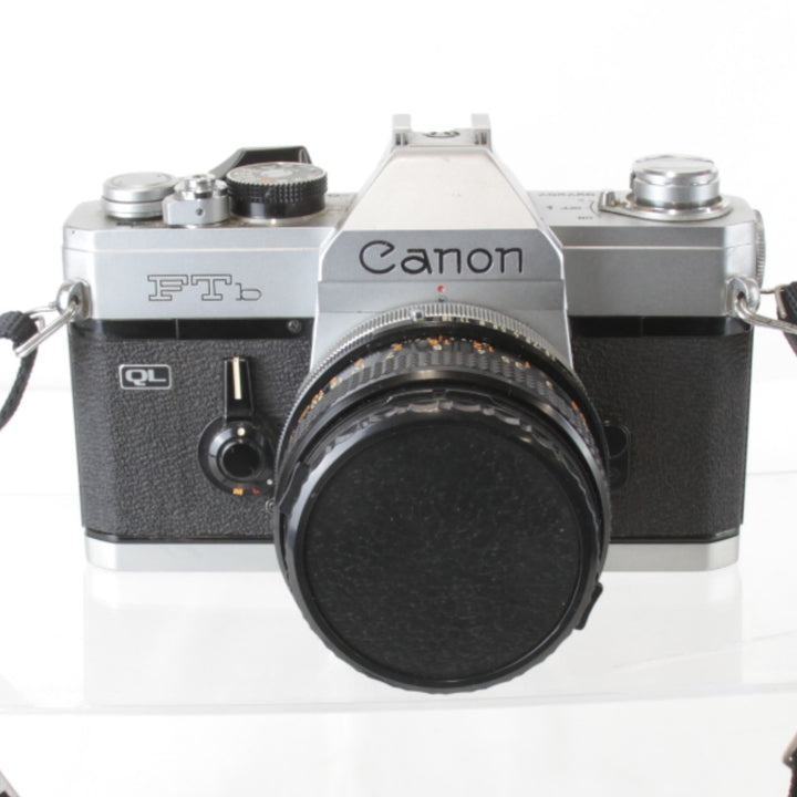ジャンク『動作未確認』 
canon キャノン 
 FTb 50mmレンズ・ケース有 フィルムカメラ 
 ブラック×シルバー
