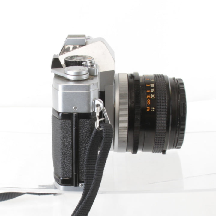 ジャンク『動作未確認』 
canon キャノン 
 FTb 50mmレンズ・ケース有 フィルムカメラ 
 ブラック×シルバー