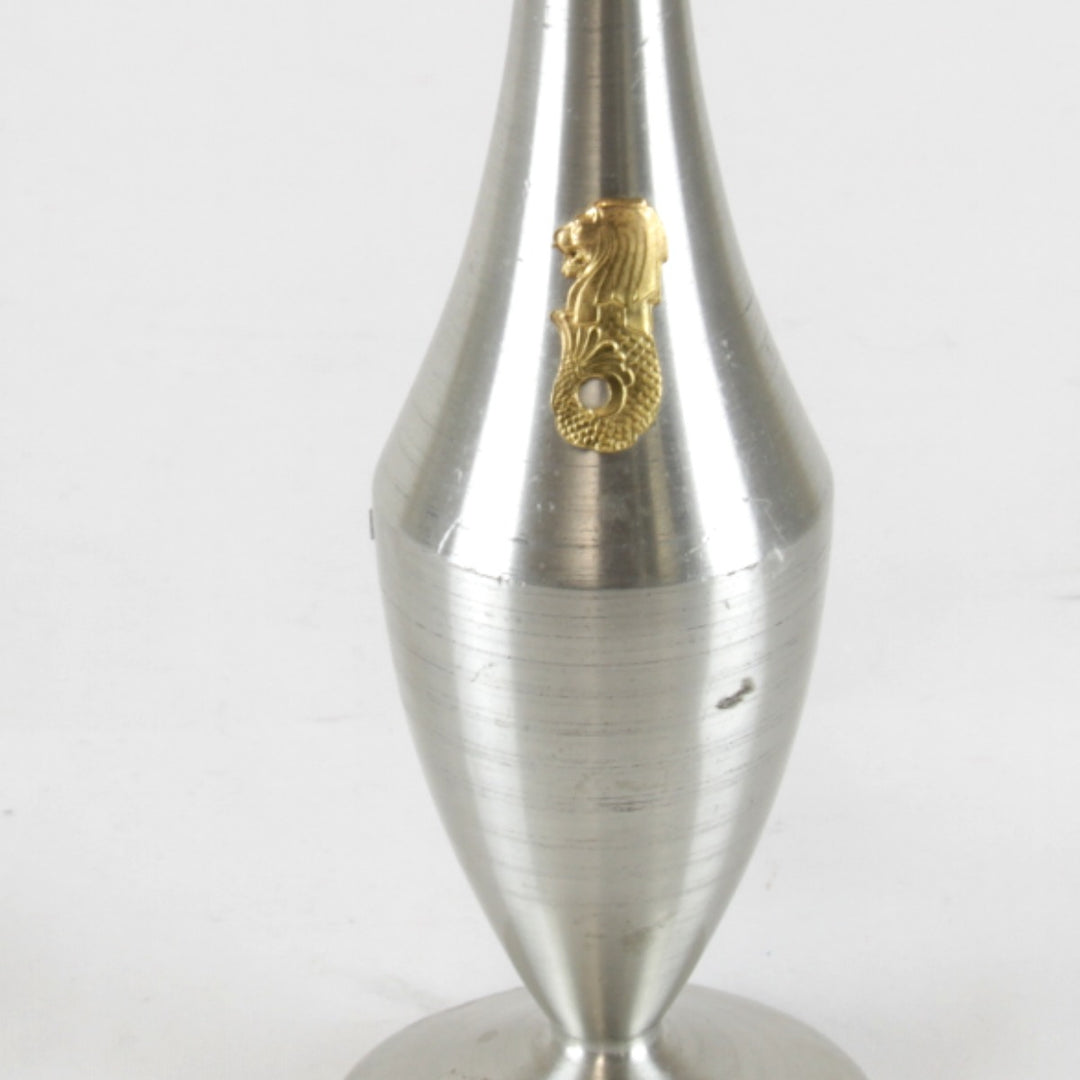 『USED』 
 
 シンガポール 花器 マーライオン 花瓶 
 シルバー
