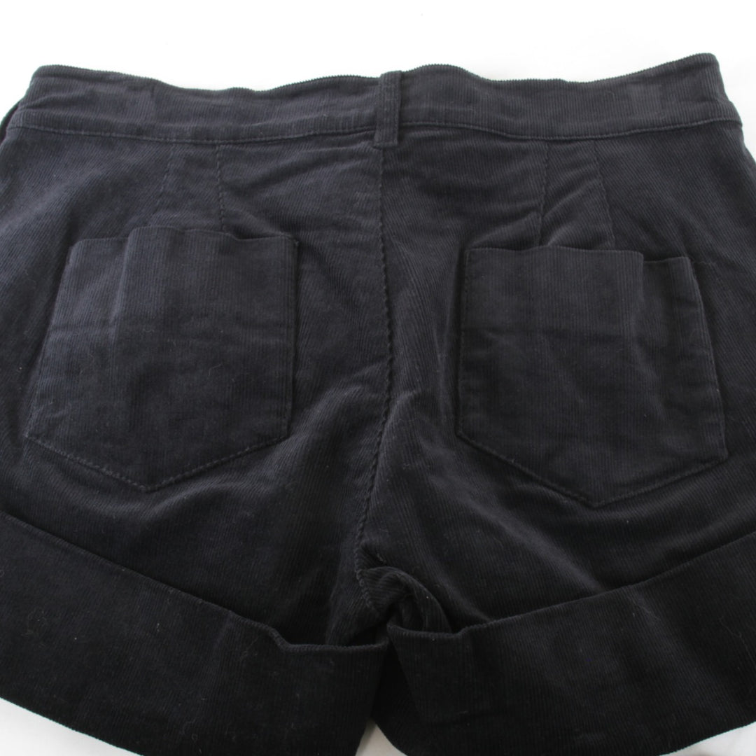 良品『USED』 
Munich ミューニック 
 タグ付き未使用 秋冬ショートパンツ Ｓサイズ パンツ 
コーデュロイ ブラック