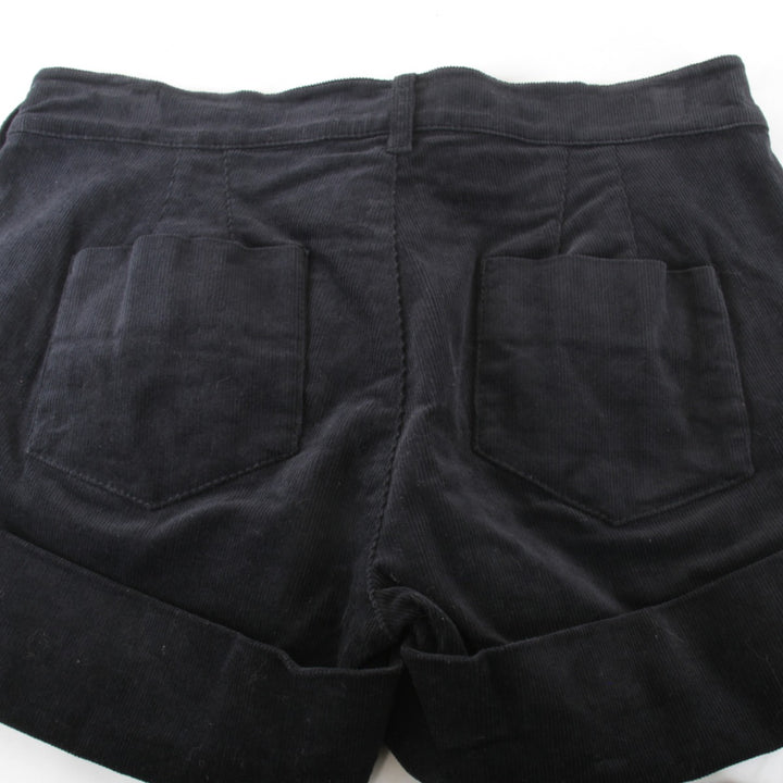 良品『USED』 
Munich ミューニック 
 タグ付き未使用 秋冬ショートパンツ Ｓサイズ パンツ 
コーデュロイ ブラック
