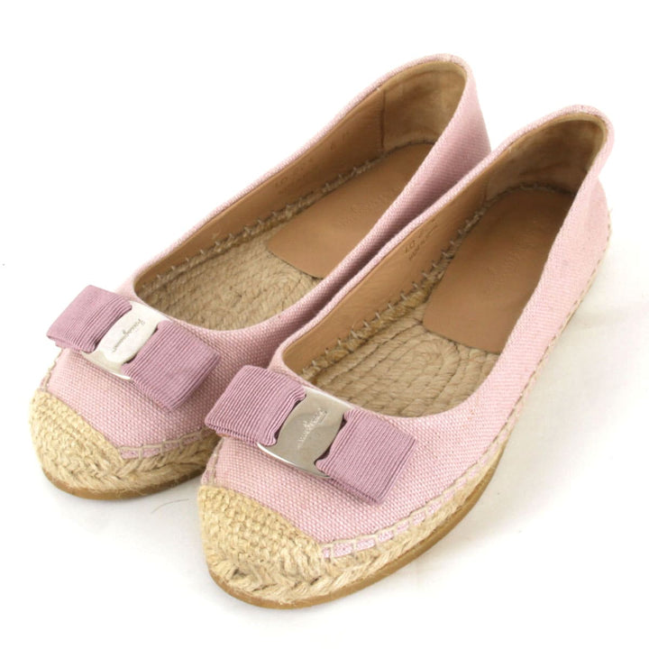 『USED』 
Salvatore Ferragamo フェラガモ 
 ヴァラエスパドリーユ フラットシューズ その他靴 
ジュート ベビーピンク