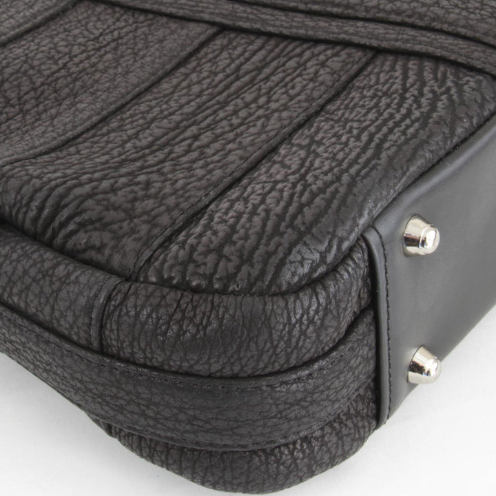 美品『USED』 
Shark Skin シャークスキン 
 2Way ショルダーバッグ 
レザー ブラック
