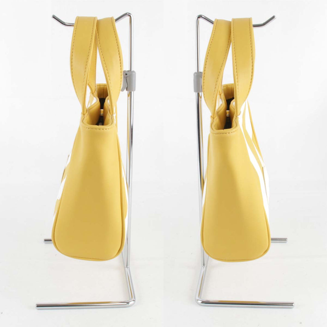美品『USED』 
MARY QUANT マリークヮント 
 バイアスボーダー トートバッグ 
レザー イエロー