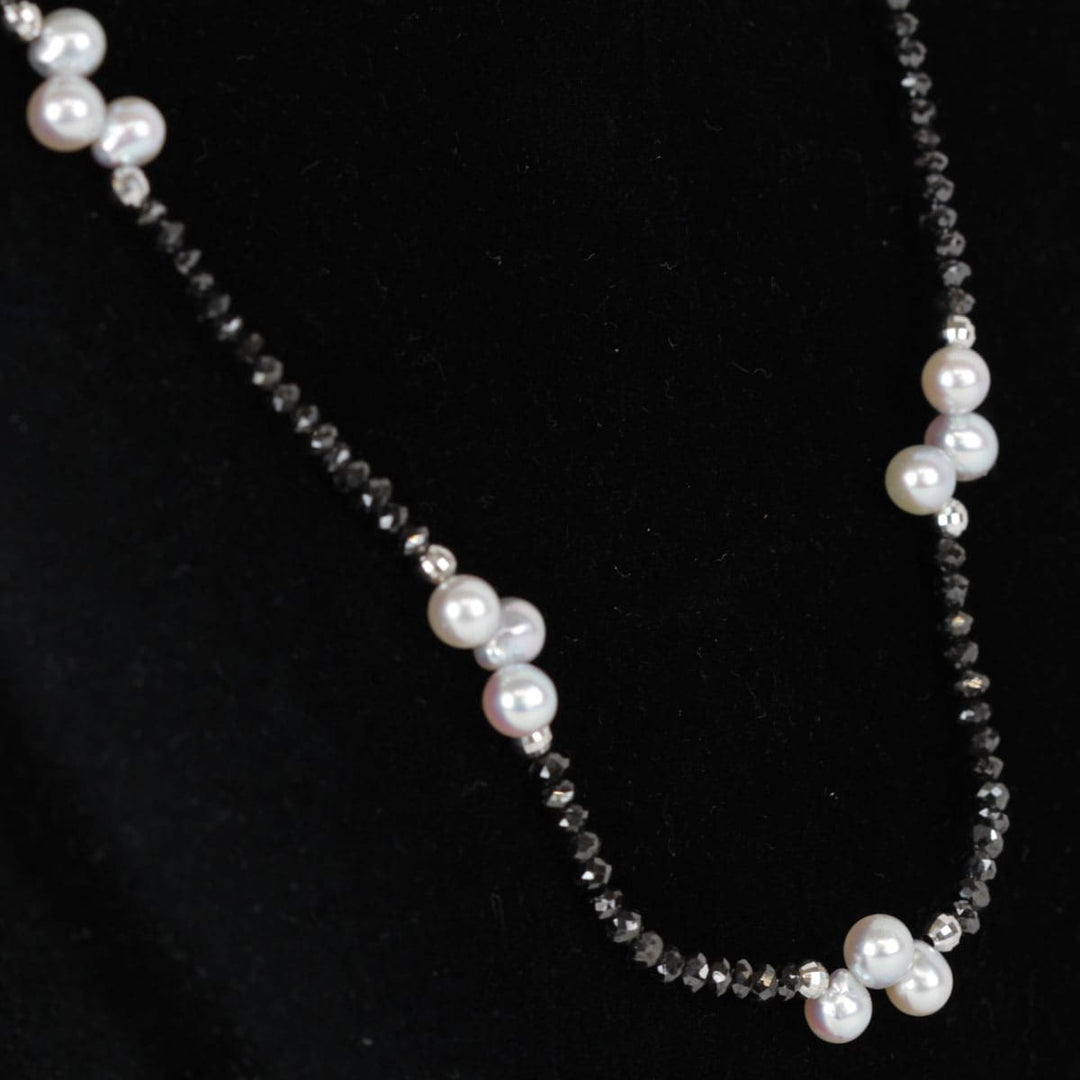 美品『USED』 K18WG/ブラックダイヤモンド /アコヤ真珠 
ネックレス
 8.2g
