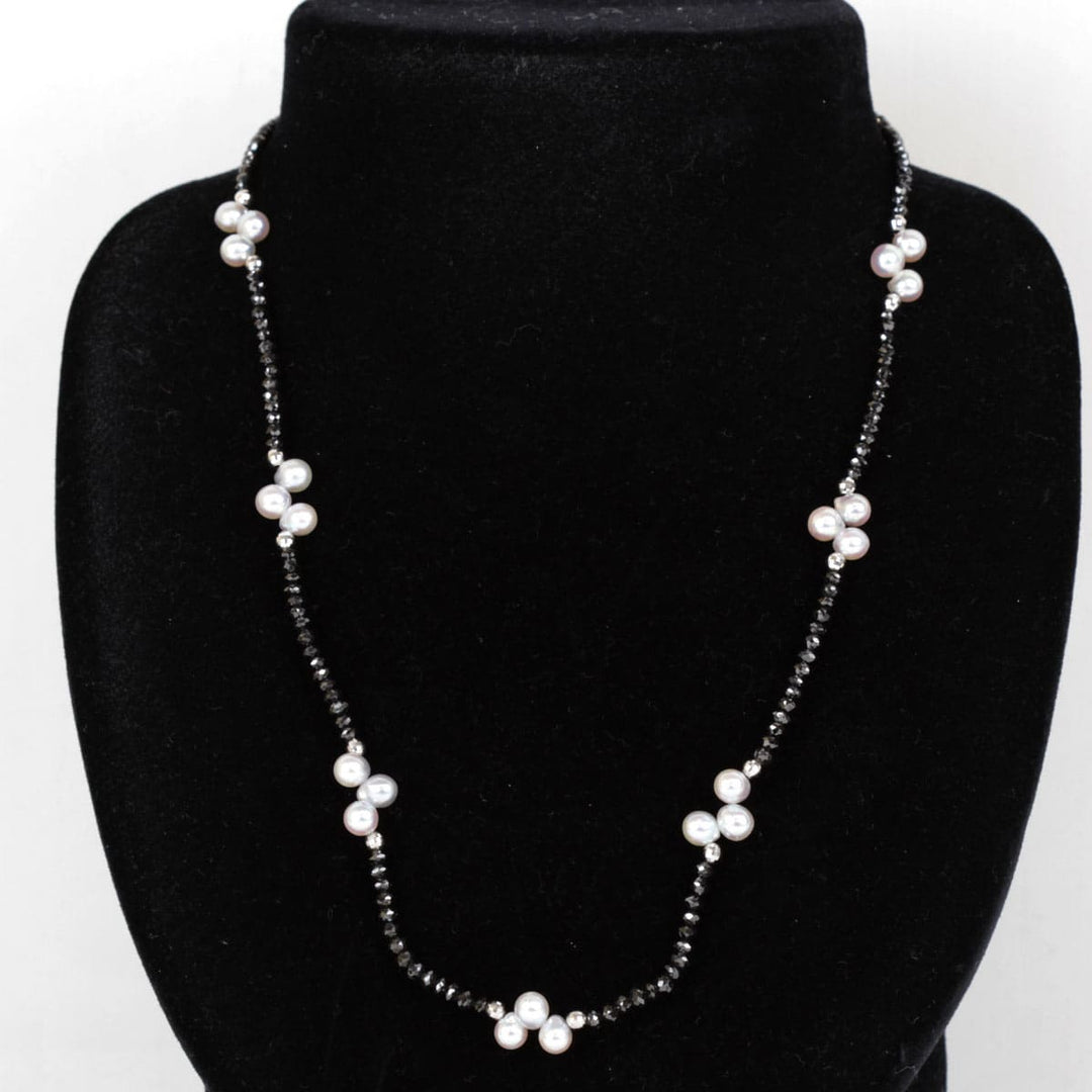 美品『USED』 K18WG/ブラックダイヤモンド /アコヤ真珠 
ネックレス
 8.2g