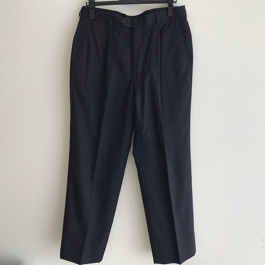 『USED』 
ARMANI COLLEZIONI アルマーニコレッツォーニ 
 セットアップ スーツ 
レーヨン /キュプラ ネイビー系