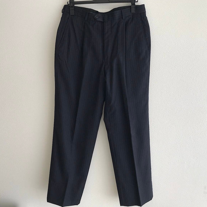 『USED』 
ARMANI COLLEZIONI アルマーニコレッツォーニ 
 セットアップ スーツ 
レーヨン /キュプラ ネイビー系