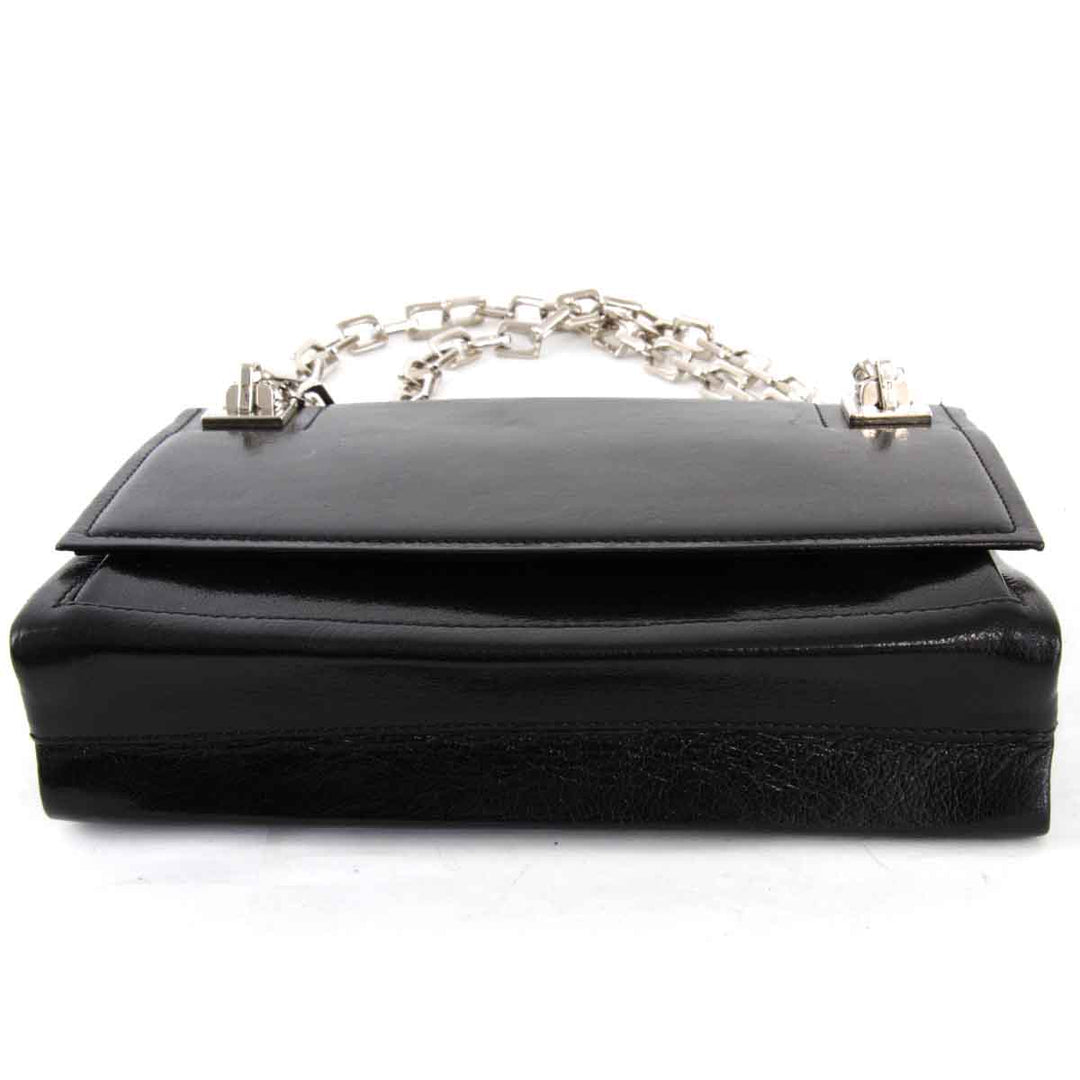 『USED』 
BALLY バリー 
 チェーン ショルダーバッグ 
レザー ブラック