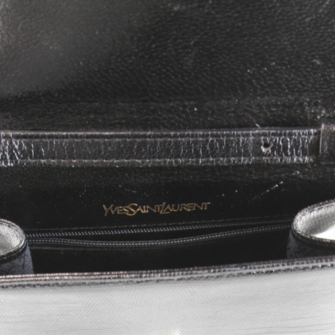 【価格改定】『USED』 
YVES SAINT LAURENT イヴ・サンローラン 
 リザード シンプル 光沢あり PVCレザー ショルダーバッグ 
レザー ブラック
