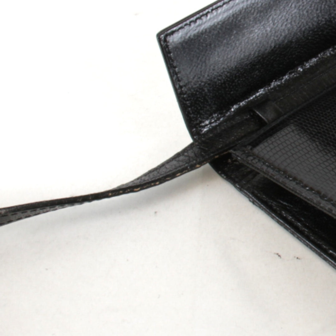 【価格改定】『USED』 
YVES SAINT LAURENT イヴ・サンローラン 
 リザード シンプル 光沢あり PVCレザー ショルダーバッグ 
レザー ブラック