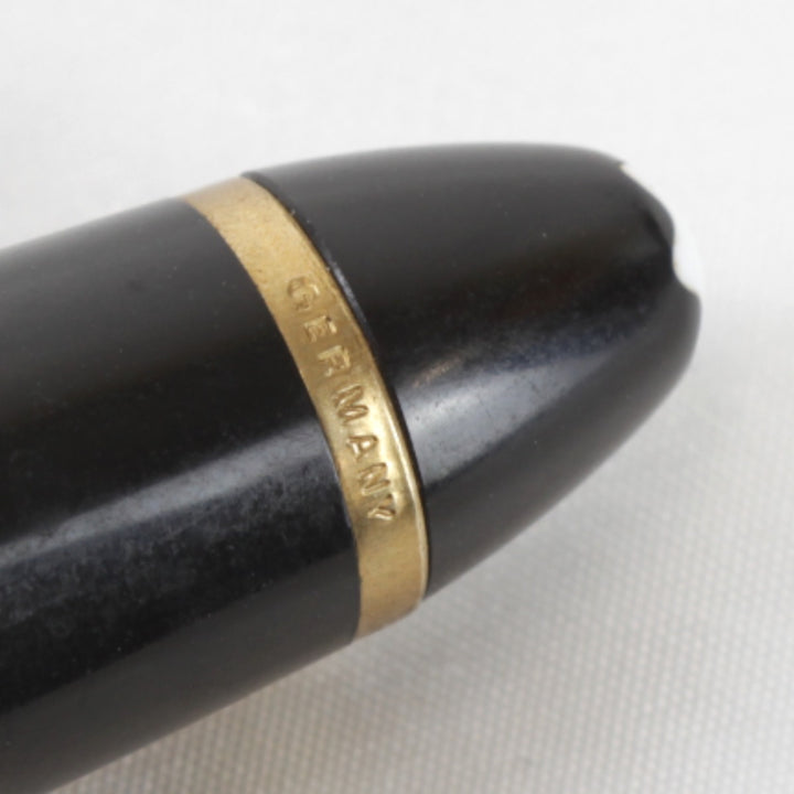 『USED』 
MONTBLANC モンブラン 
 マイスターシュティック No146 ペン先14K 万年筆 
 ブラック