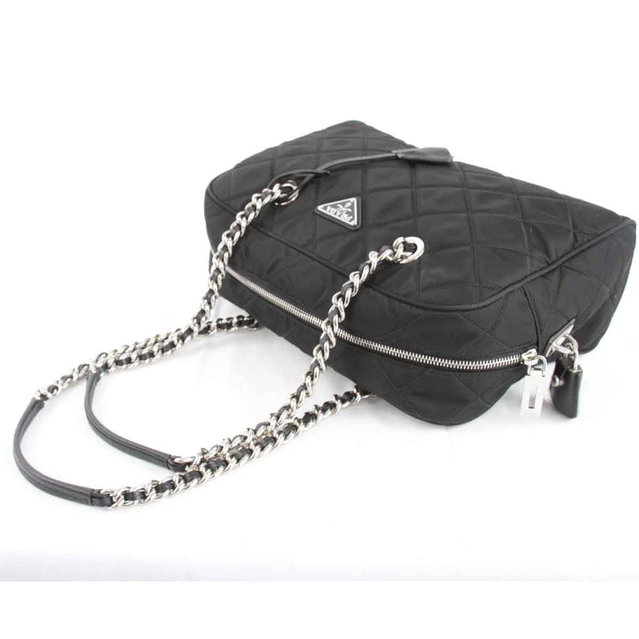 美品『USED』 
PRADA プラダ 
 チェーンショルダーバッグ ショルダーバッグ 
ナイロン ブラック