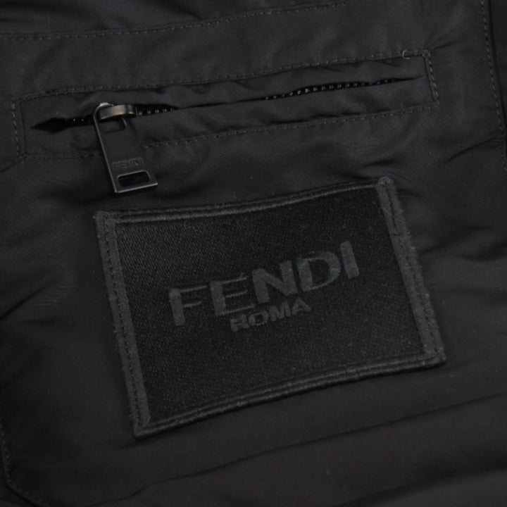 美品『USED』 
FENDI フェンディ 
 ダウンジャケット 
ポリエステル ブラック