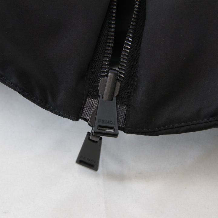 美品『USED』 
FENDI フェンディ 
 ダウンジャケット 
ポリエステル ブラック