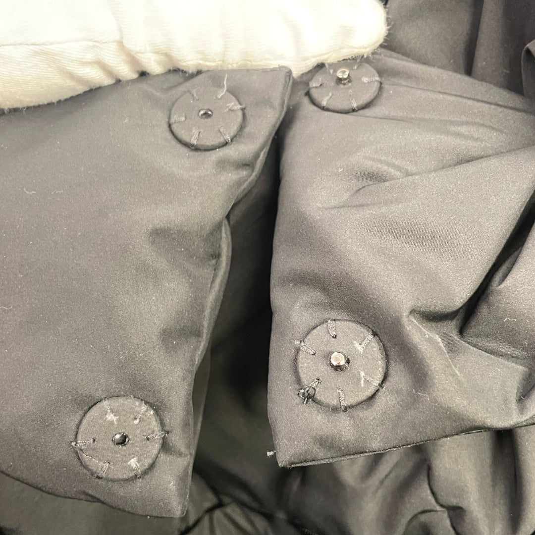 美品『USED』 
FENDI フェンディ 
 ダウンジャケット 
ポリエステル ブラック
