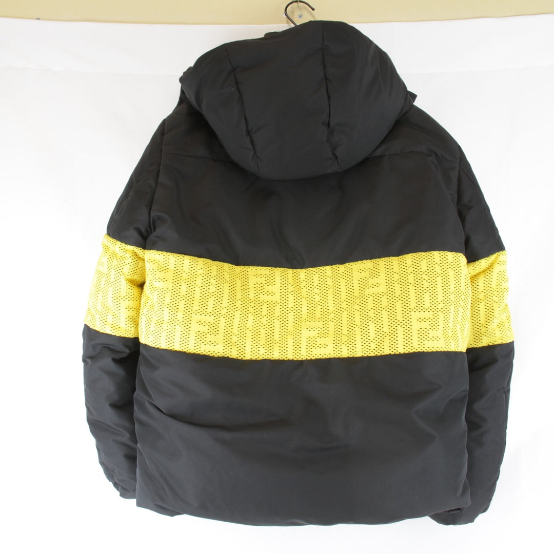 美品『USED』 
FENDI フェンディ 
 ダウンジャケット 
ポリエステル ブラック