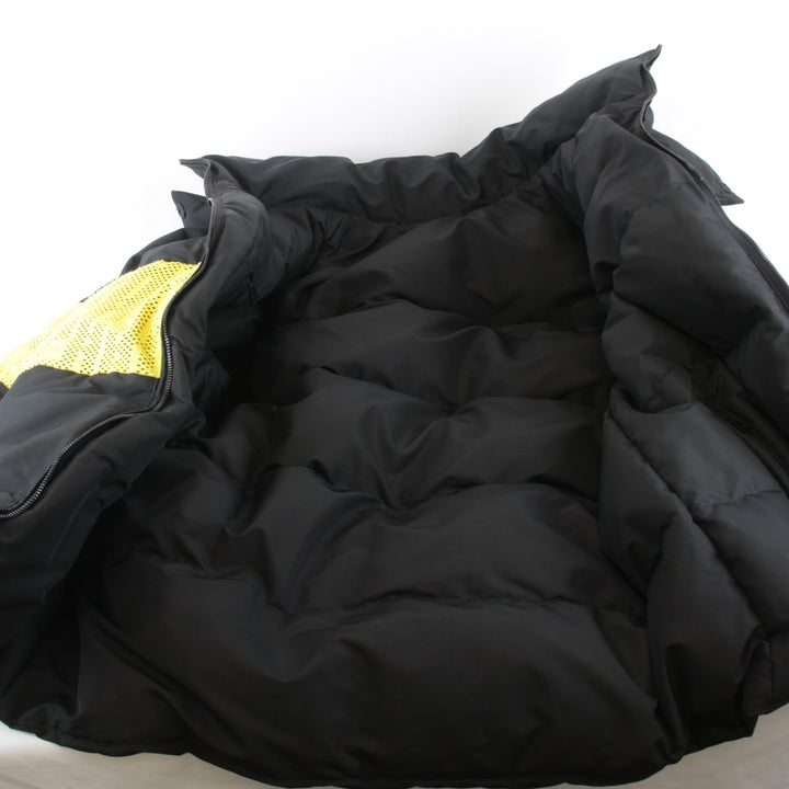 美品『USED』 
FENDI フェンディ 
 ダウンジャケット 
ポリエステル ブラック