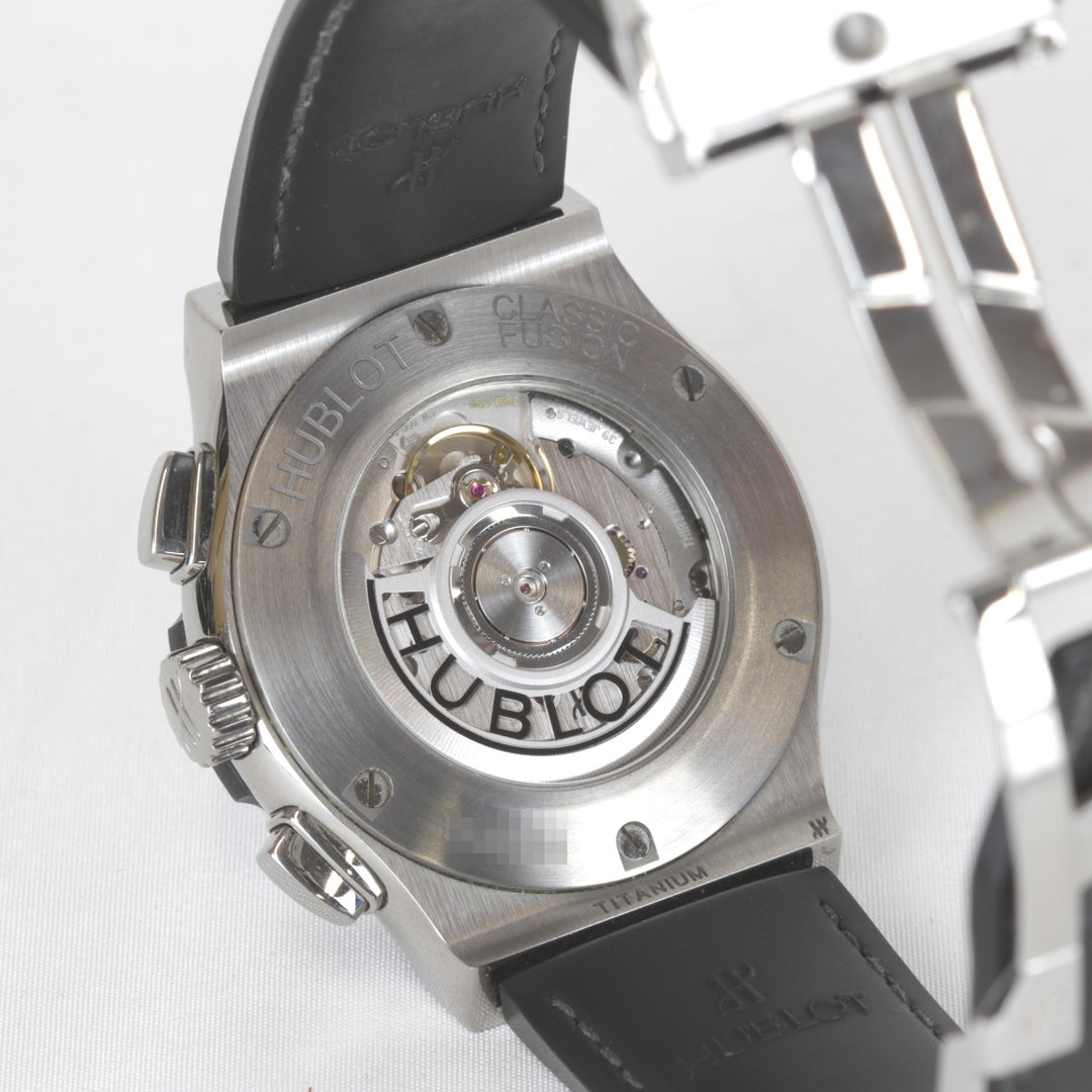 美品『USED』 
HUBLOT チタニウム レーシンググレー 箱/カード 541.NX.7070.LR 
腕時計
 自動巻き メンズ