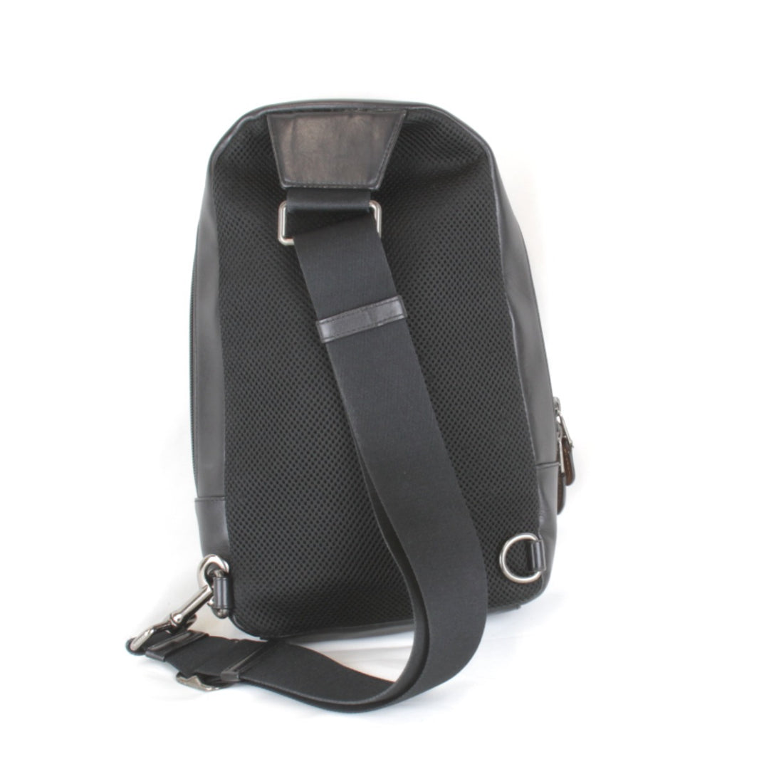 良品『USED』 
COACH コーチ 
 K1661-F56877 ボディバッグ 
レザー ブラック