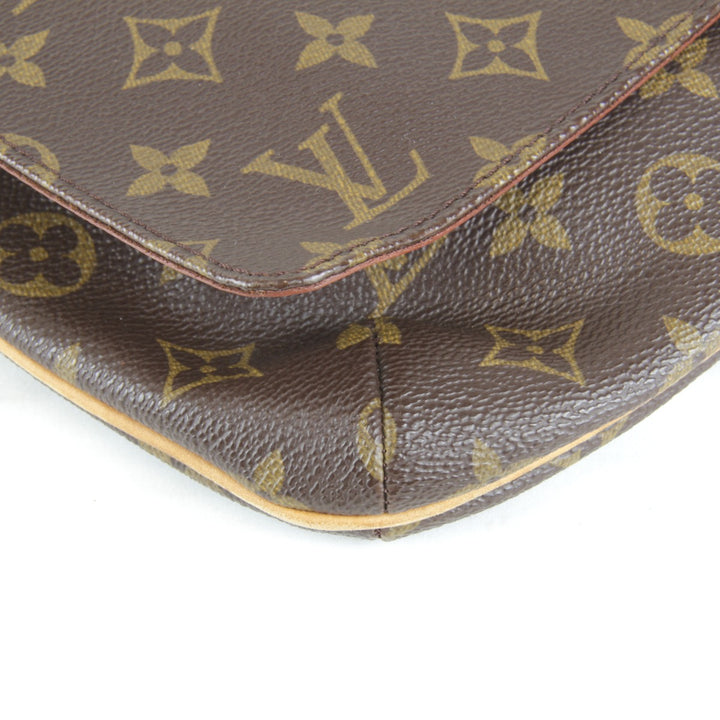 良品『USED』 
LOUIS VUITTON ルイ・ヴィトン 
 ミュゼットタンゴ M51388 ショルダーバッグ 
モノグラムキャンバス モノグラム