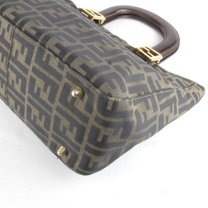 良品『USED』 
FENDI フェンディ 
 ハンドバッグ 
キャンバス カーキ