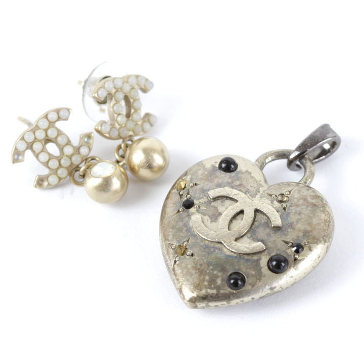 『USED』 メタル 
CHANEL  ピアス（キャッチ片方なし）/トップ セット ピアス