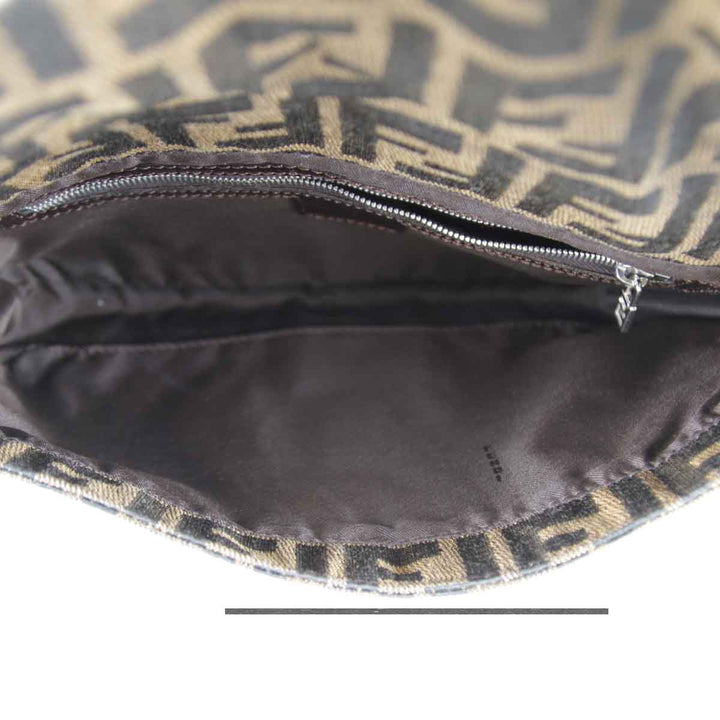 良品『USED』 
FENDI フェンディ 
 ズッカ マンマバケット ショルダーバッグ 
キャンバス ブラウン