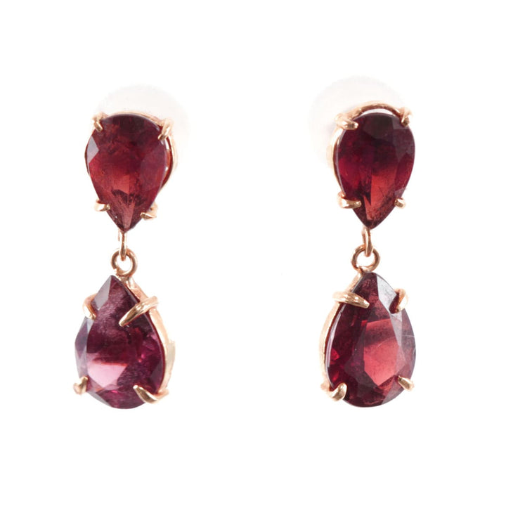 美品『USED』 K18 
 赤石ぶら下がり ピアス
 1.3g