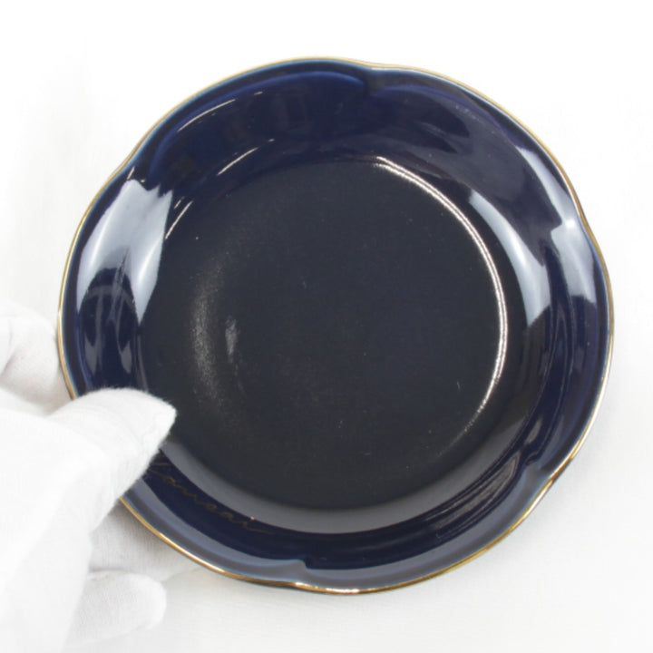 良品『USED』 
 
 カンサイ ファインチャイナ 湯呑み＆小皿3客セット 食器 
陶磁器 ネイビー×ホワイト 金縁　クールな色と柄